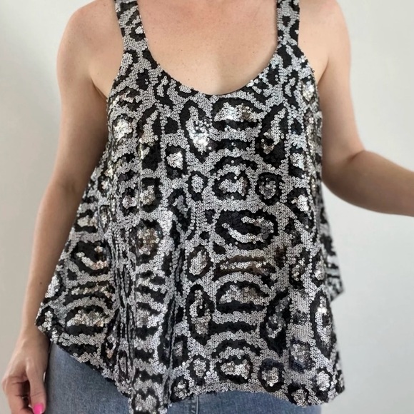 NWT Saints&Hearts Black and Silver Sequin Tank Top Sz L - Picture 3 of 6